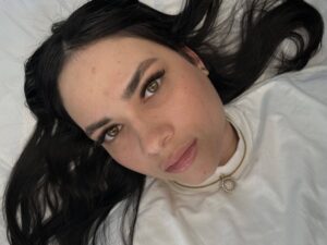lash me gia works